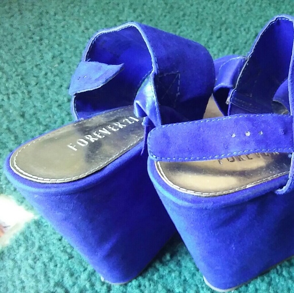 Forever 21 Wedges - Picture 2 of 4